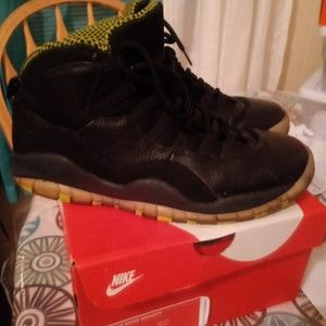 Pre owned Air Jordan Retro 10 size 10